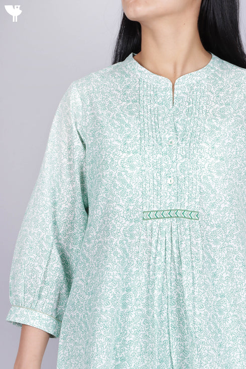 Cambric Cotton Pintuck Kurta In Floral Print