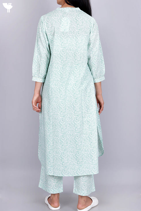Cambric Cotton Pintuck Kurta In Floral Print