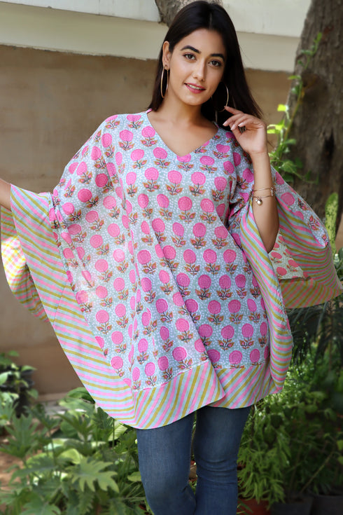 Mulmul Cotton Poncho In Floral Block Print