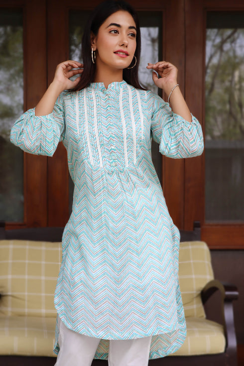 Mulmul Cotton Yoke Kurta In Zigzag Print