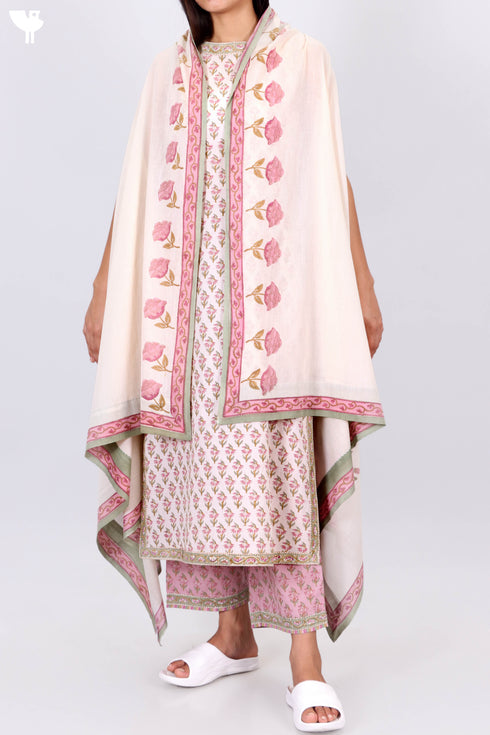 Mulmul Cotton Poncho In Floral Block Print