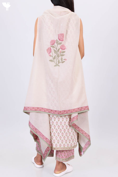 Mulmul Cotton Poncho In Floral Block Print