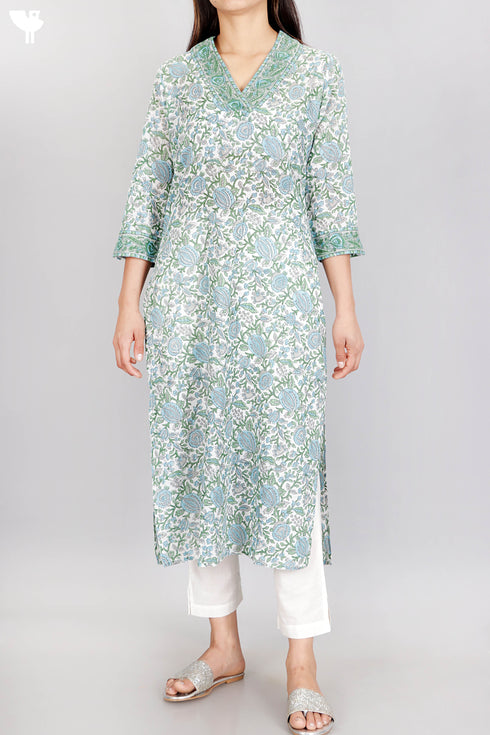 Mulmul Cotton Kurta In Floral Block Print