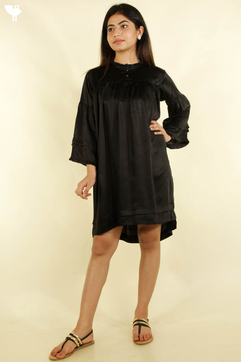 Satin High Low Dress With Ruffled Collar