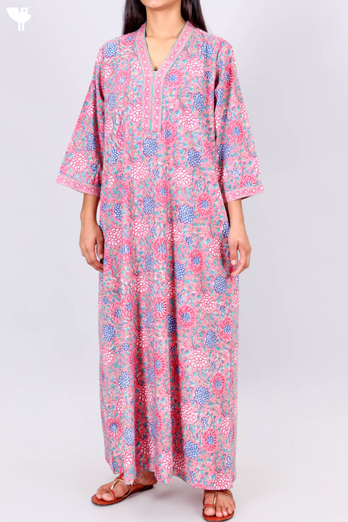 Bizzy Lizzy Full Sleeved Kaftan In Floral Block Print