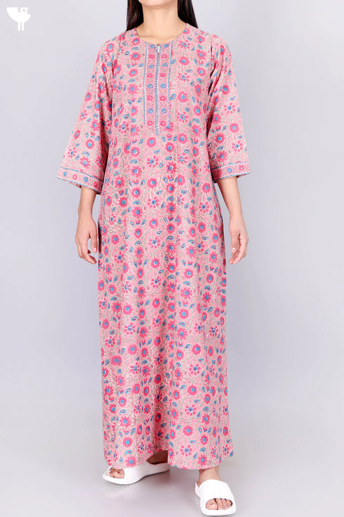Bizzy Lizzy Full Sleeved Zip Kaftan In Floral Block Print
