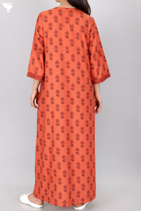 Bizzy Lizzy Full Sleeved Zip Kaftan In Floral Block Print