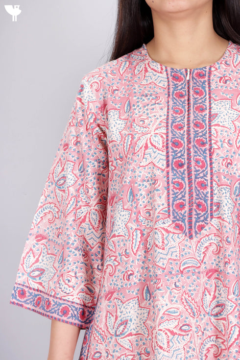 Bizzy Lizzy Full Sleeved Zip Kaftan In Floral Block Print