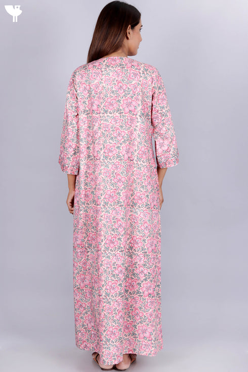 Bizzy Lizzy Full Sleeved Zip Kaftan In Floral Block Print