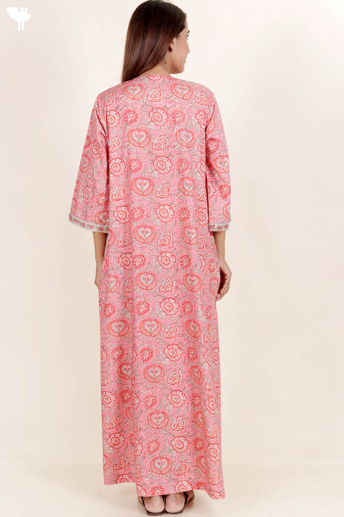 Bizzy Lizzy Full Sleeved Zip Kaftan In Floral Block Print