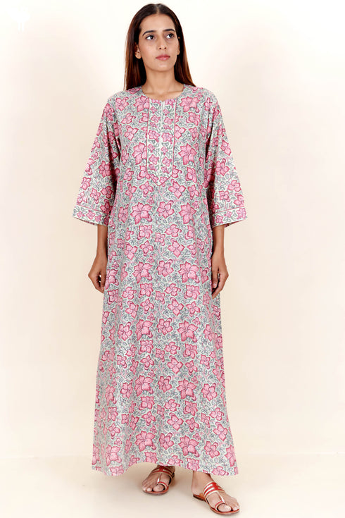 Bizzy Lizzy Full Sleeved Zip Kaftan In Floral Block Print