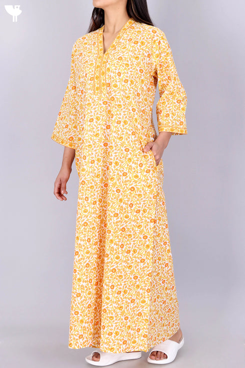 60’s Cotton V-Neck Full Sleeved Kaftan In Floral Print
