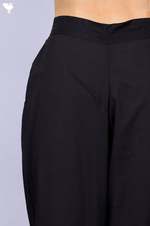 Cambric Cotton Cropped Pants With Elasticated Waistband