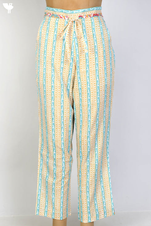 Cambric Cotton Pants With Patches In Graphic Block Print