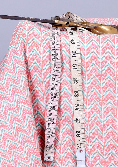Cambric Cotton In Fine Zigzag Print
