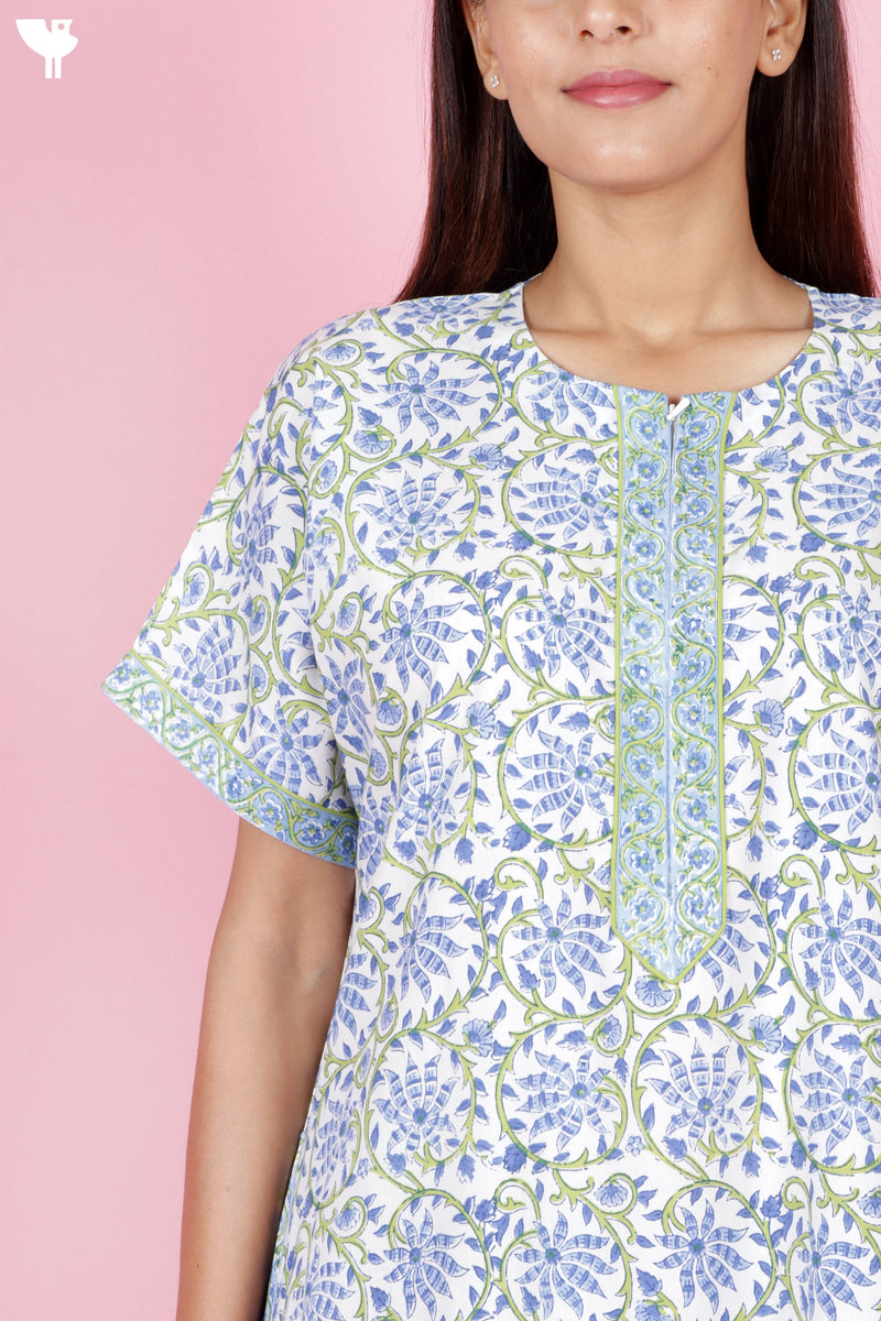 Bizzy Lizzy Zipper Kaftan In Floral Block Print