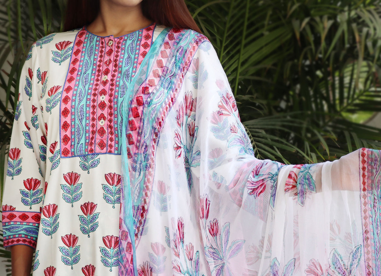 Online Fashion Store - Buy Dresses & Home Furnishing Online | Kilol
