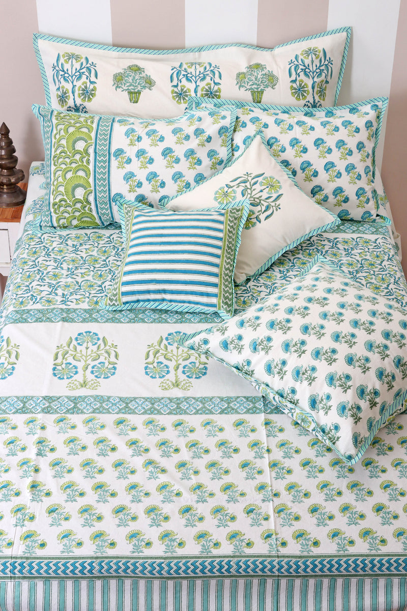 20s Cotton KING SIZE Bed Cover In Floral Block Print